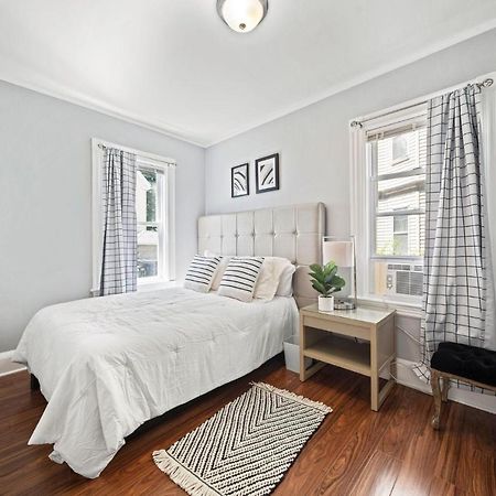 Cozy Up In 5Br Apt Near Charming Oak Square 波士顿 外观 照片