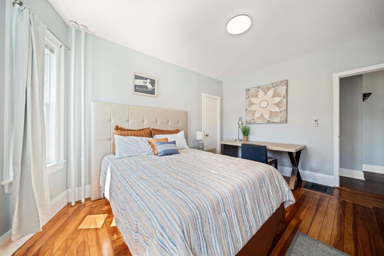 Cozy Up In 5Br Apt Near Charming Oak Square 波士顿 外观 照片