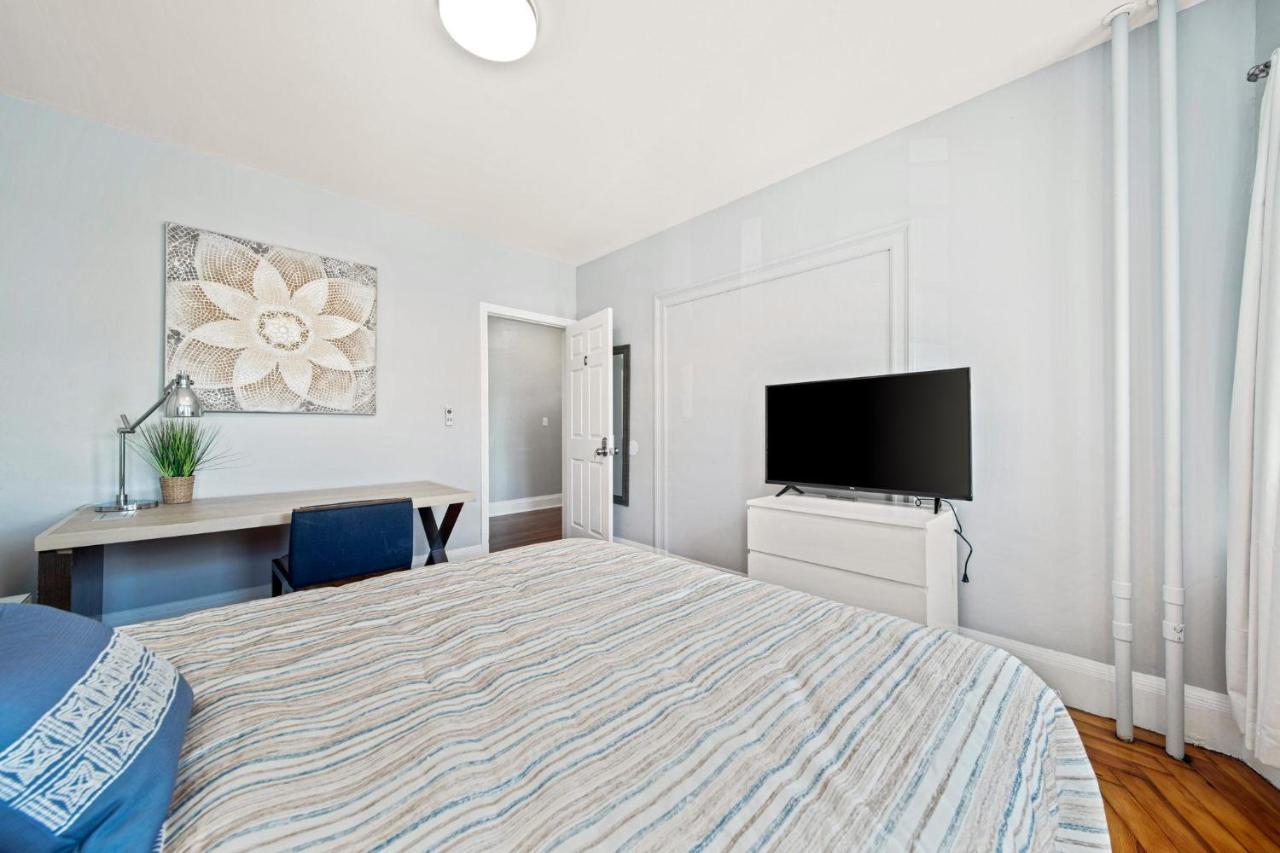Cozy Up In 5Br Apt Near Charming Oak Square 波士顿 外观 照片