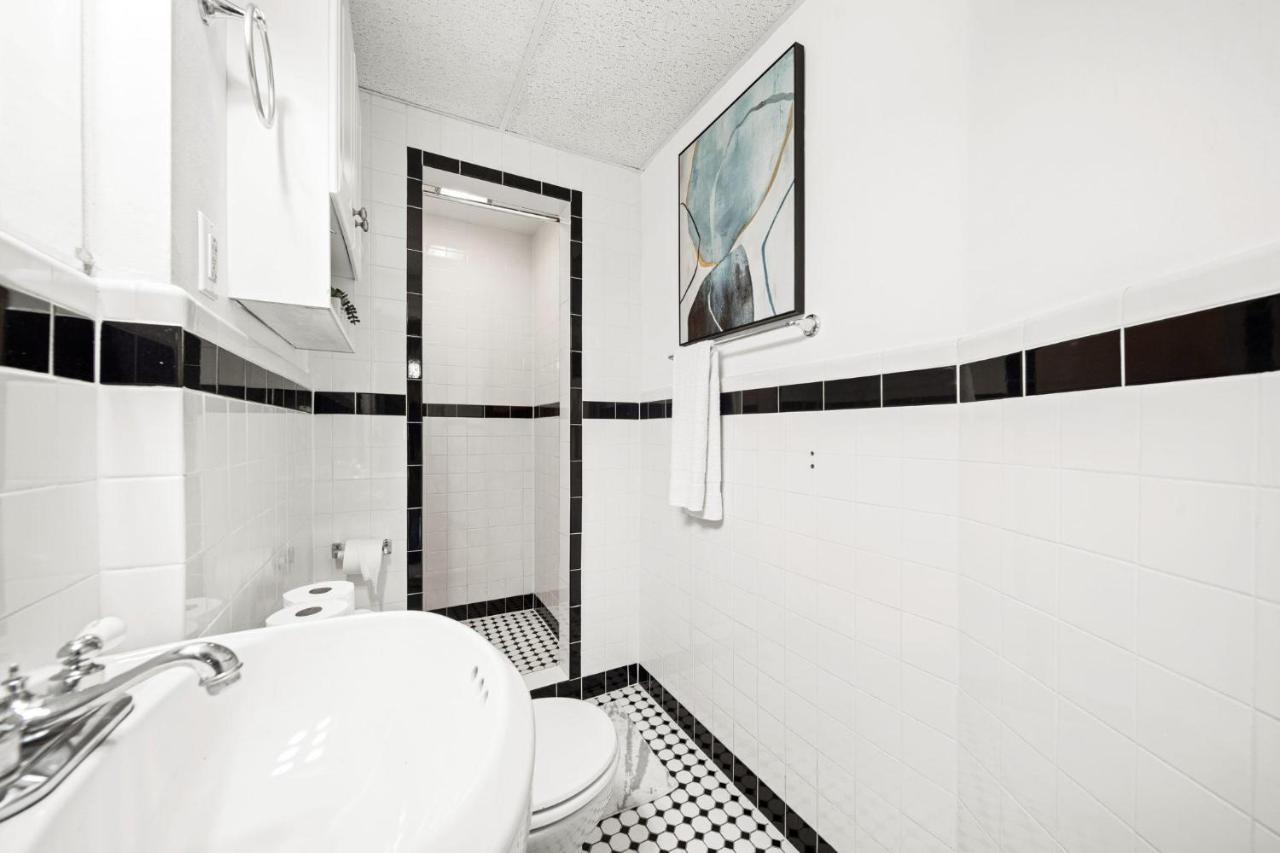 Cozy Up In 5Br Apt Near Charming Oak Square 波士顿 外观 照片